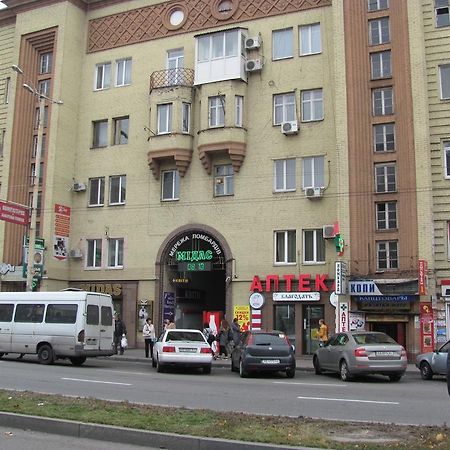 Apartment On Soborniy 177 Zaporizhia Buitenkant foto