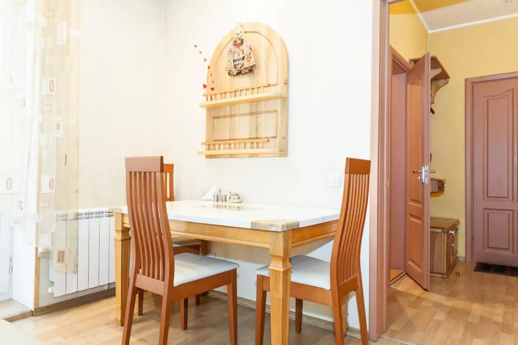 Apartment On Soborniy 177 Zaporizhia Buitenkant foto